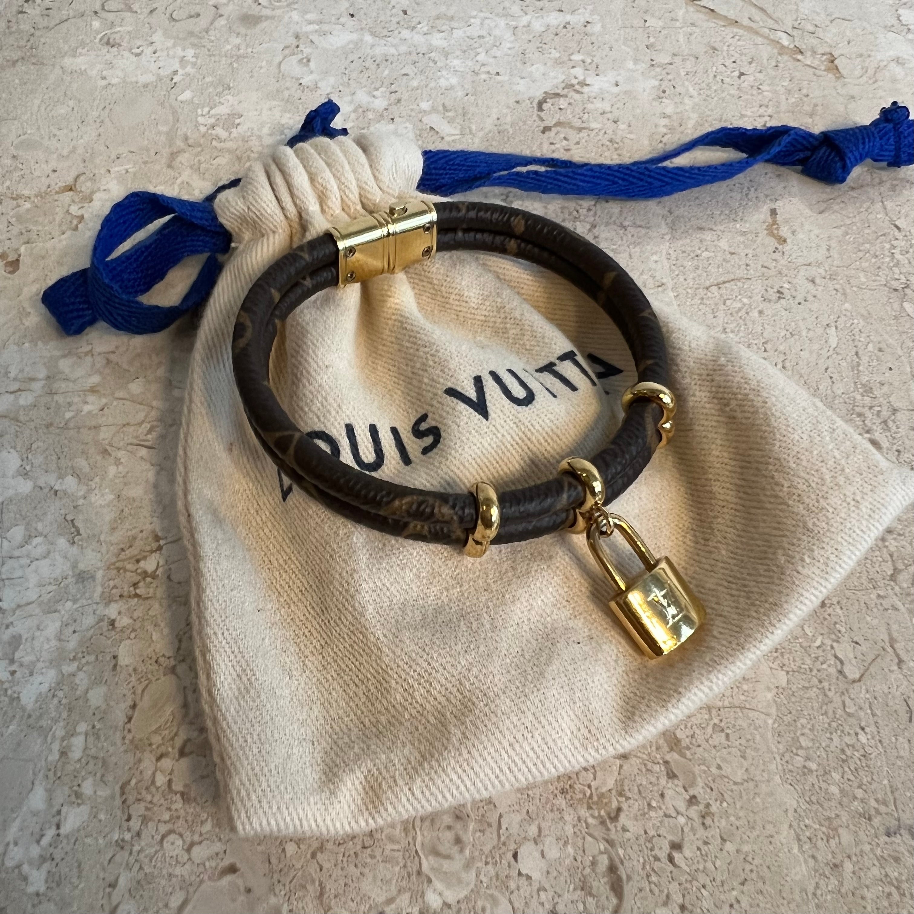 Louis Vuitton Keep It Bracelet Damier Ebene in Canvas with Goldtone US #20 Louis Vuitton Keep It Bracelet Damier Ebene in Canvas with Goldtone US